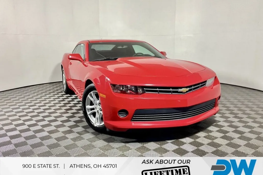 2015 Chevrolet Camaro photo 1