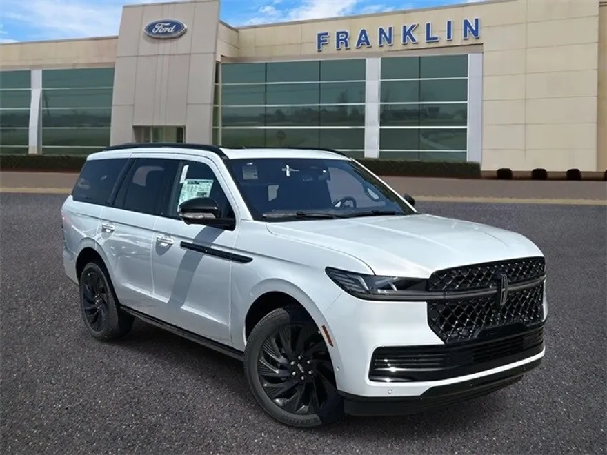 2025 Lincoln Navigator Reserve photo 1