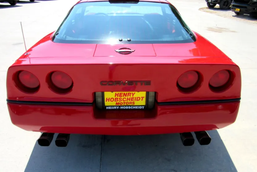 1987 Chevrolet Corvette photo 1