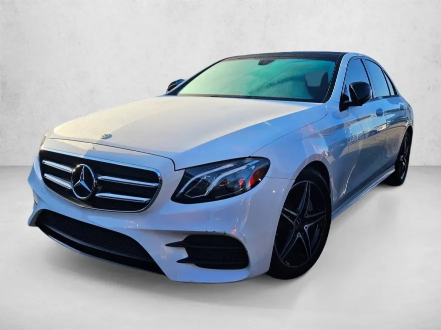 2020 Mercedes Benz E 350 Sedan photo 1