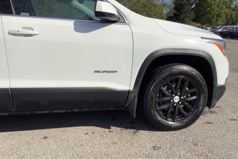 2019 Gmc Acadia SLT photo 1