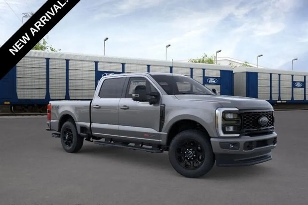 2026 Ford F-350 Lariat photo 1