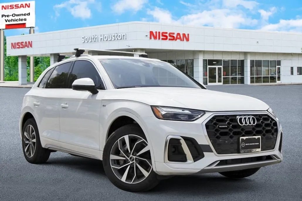 2024 Audi Q5 45 S line Premium photo 1