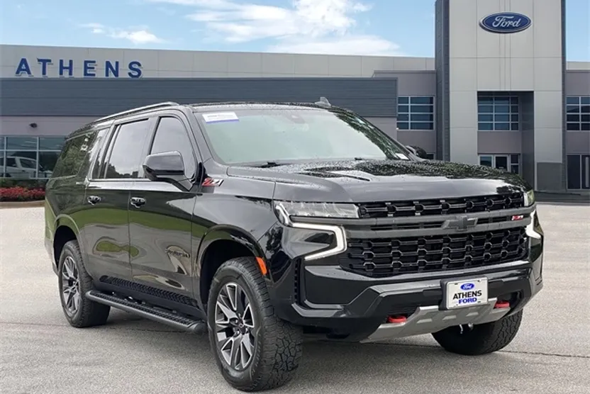 2021 Chevrolet Suburban Z71 photo 1
