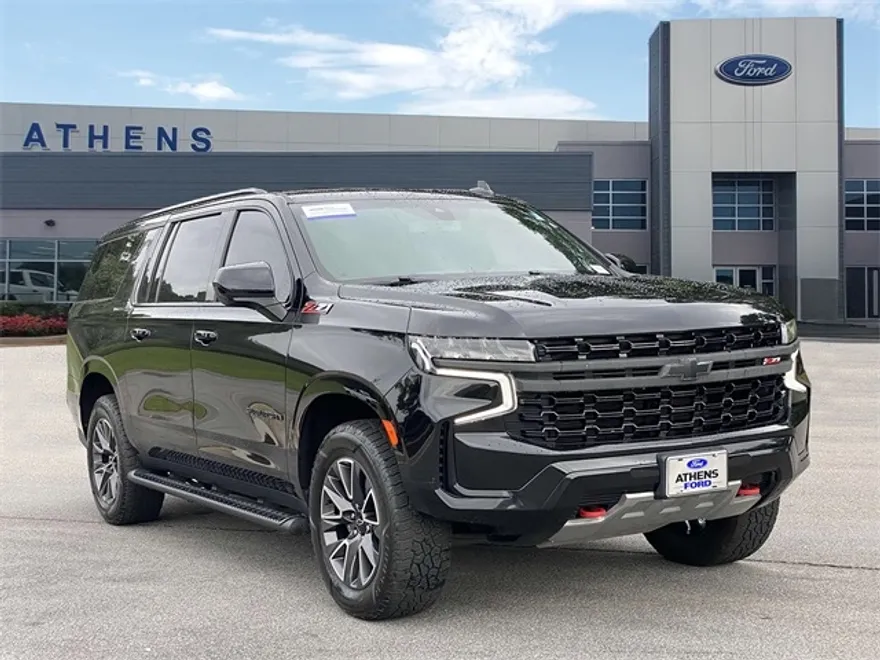 2021 Chevrolet Suburban Z71 photo 1