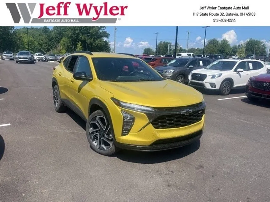 2024 Chevrolet Trax photo 1