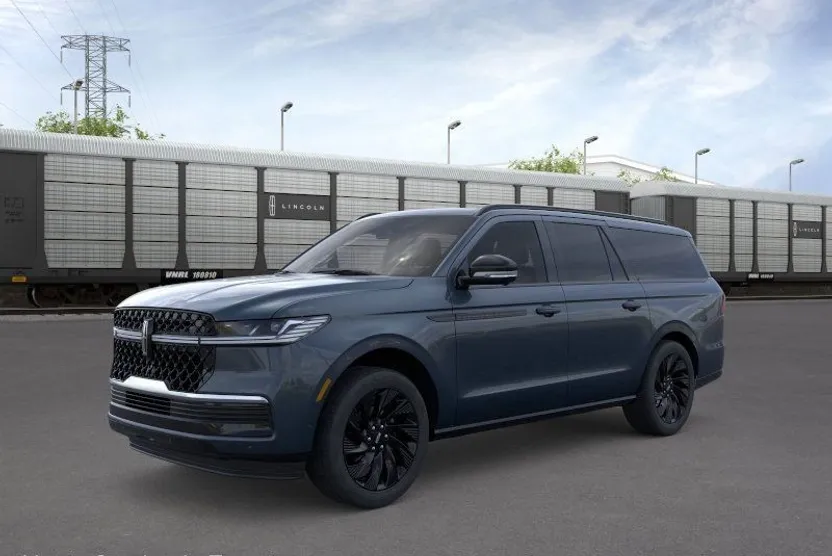 2025 Lincoln Navigator L Reserve photo 1