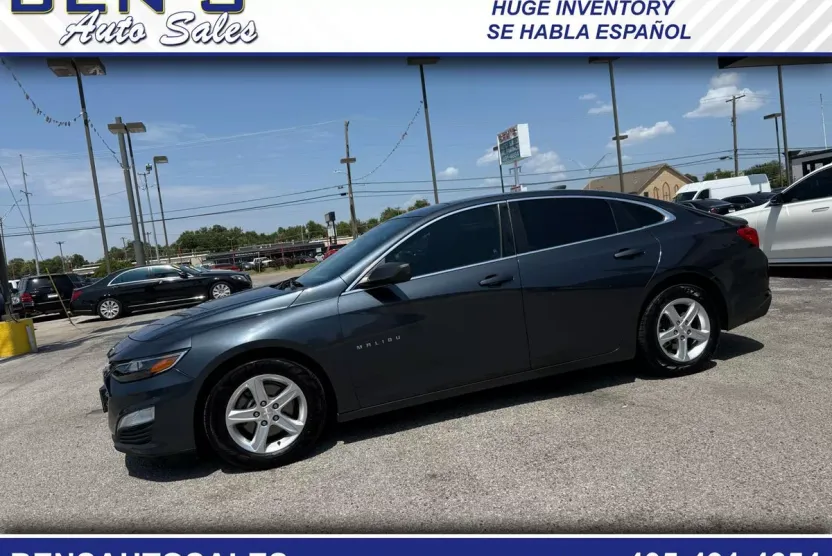 2019 Chevrolet Malibu LS photo 1