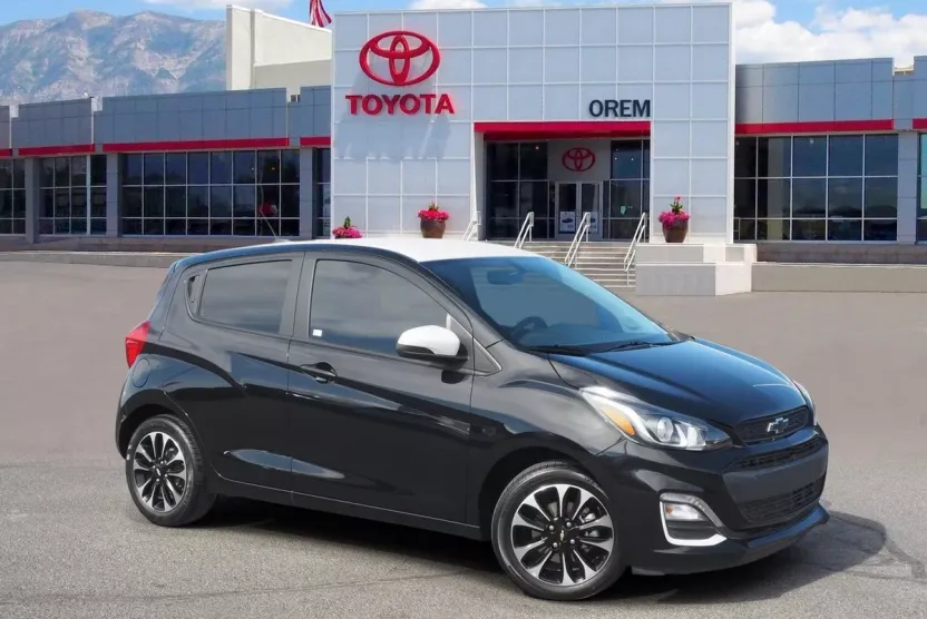 2022 Chevrolet Spark 1LT photo 1