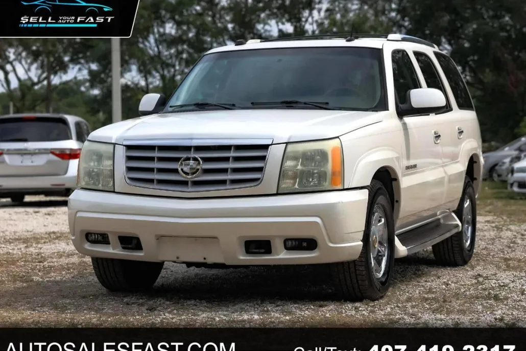 2004 Cadillac Escalade Luxury photo 1