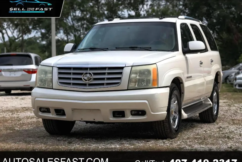2004 Cadillac Escalade Luxury photo 1