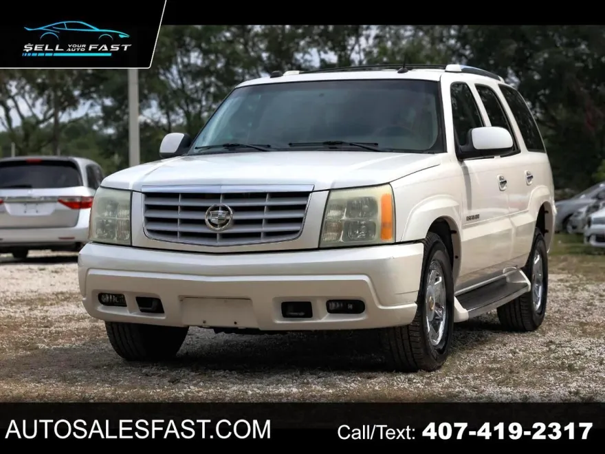 2004 Cadillac Escalade Luxury photo 1