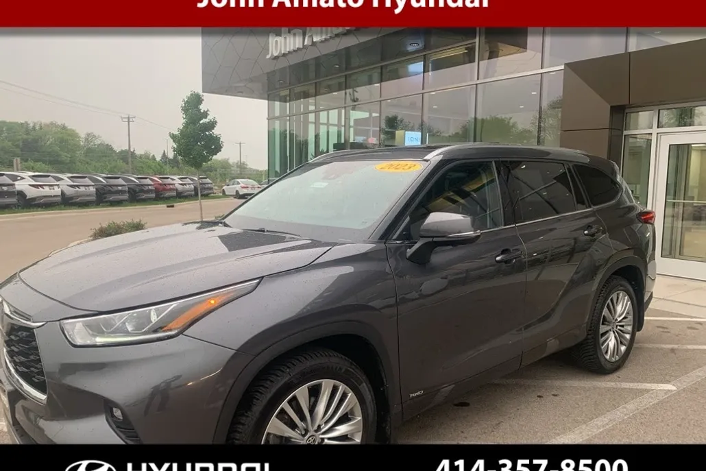 2023 Toyota Highlander Hybrid Platinum photo 1