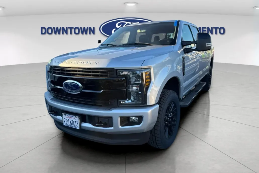 2019 Ford F-250 Lariat photo 1