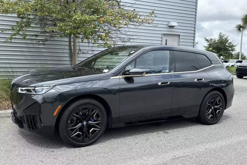 2024 Bmw iX iX M60 photo 1