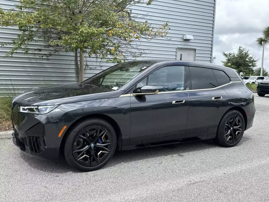 2024 Bmw iX iX M60 photo 1