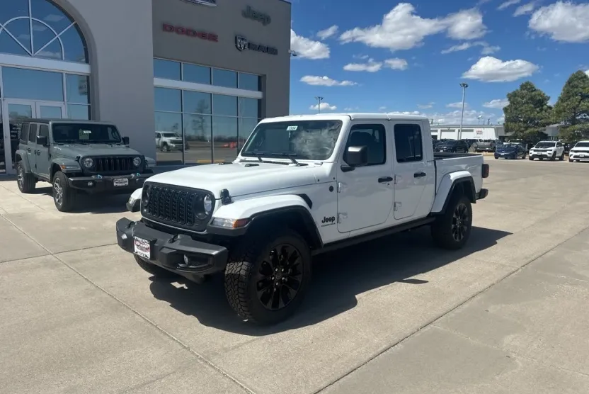 2025 Jeep Gladiator Sport photo 1