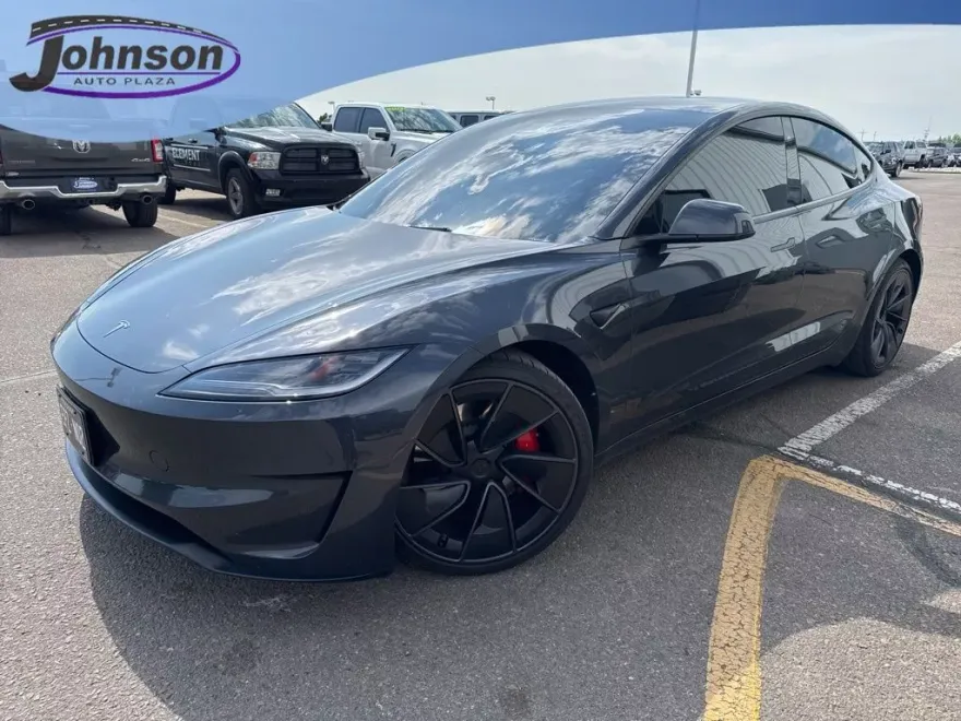 2024 Tesla Model 3 Performance photo 1