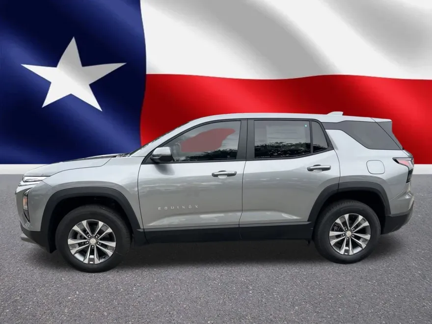 2026 Chevrolet Equinox LT photo 1
