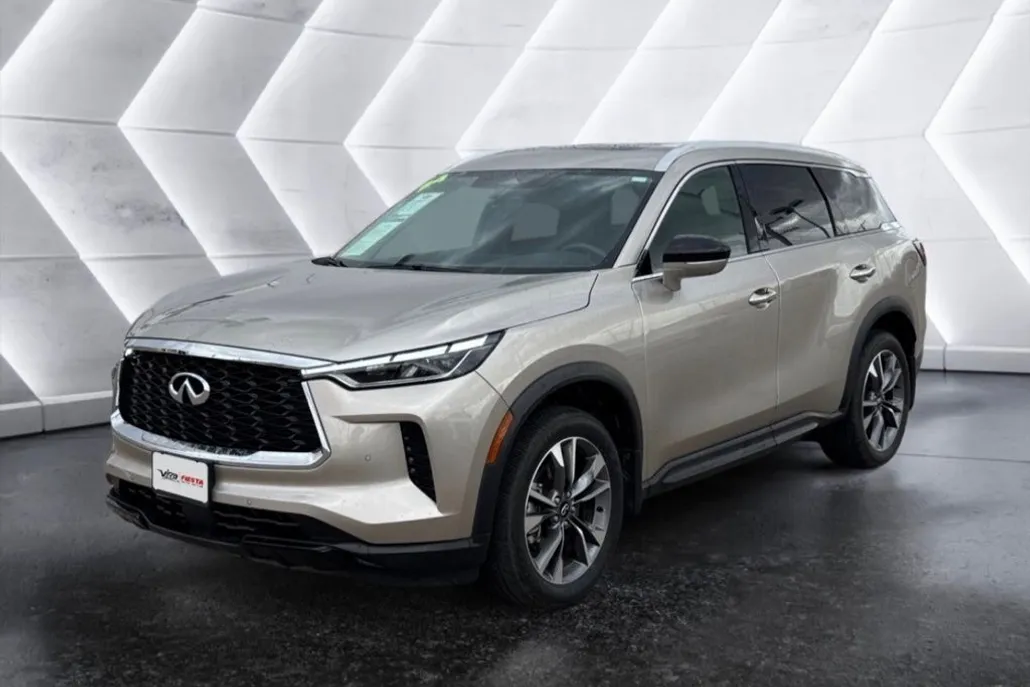 2024 Infiniti QX60 Luxe photo 1