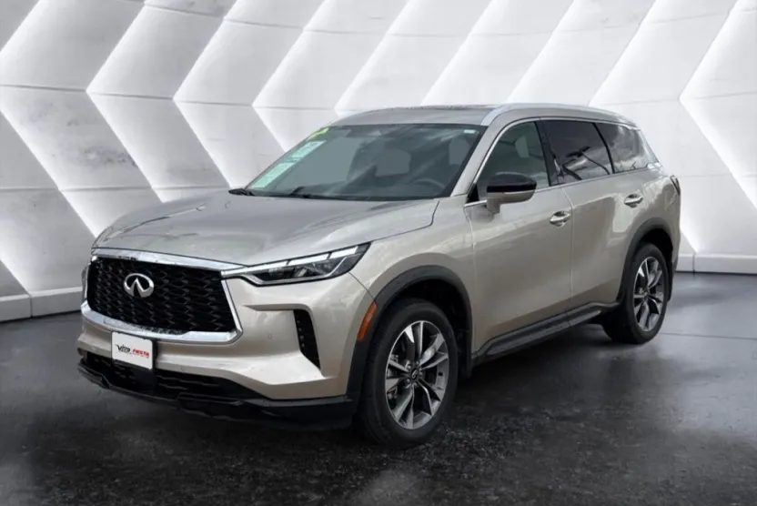 2024 Infiniti QX60 Luxe photo 1
