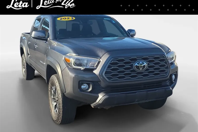 2023 Toyota Tacoma TRD Off-Road photo 1