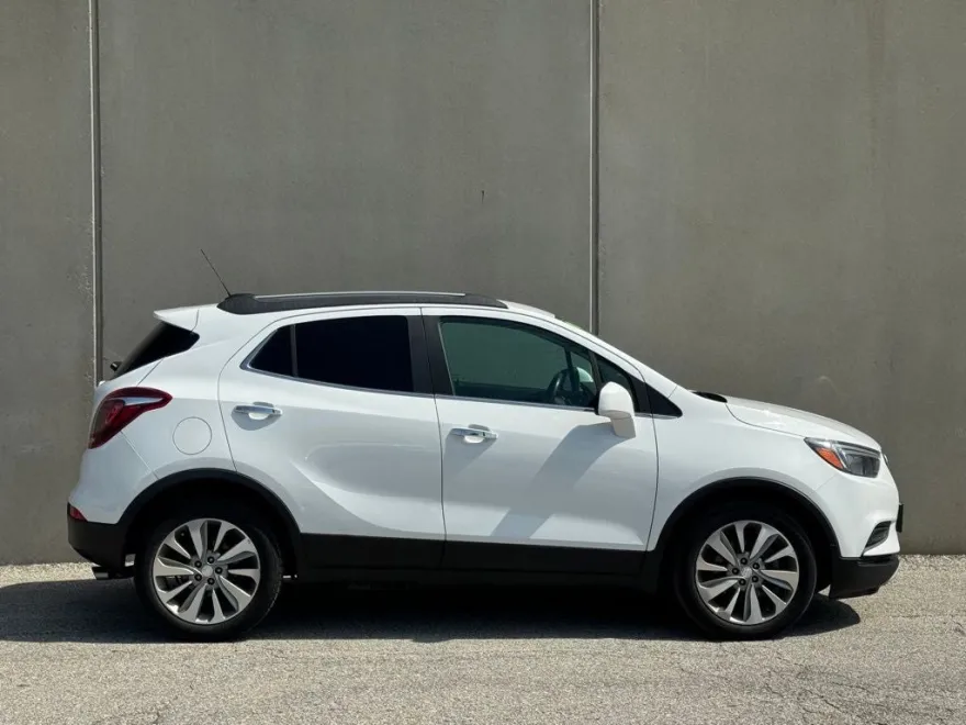 2020 Buick Encore Preferred photo 1