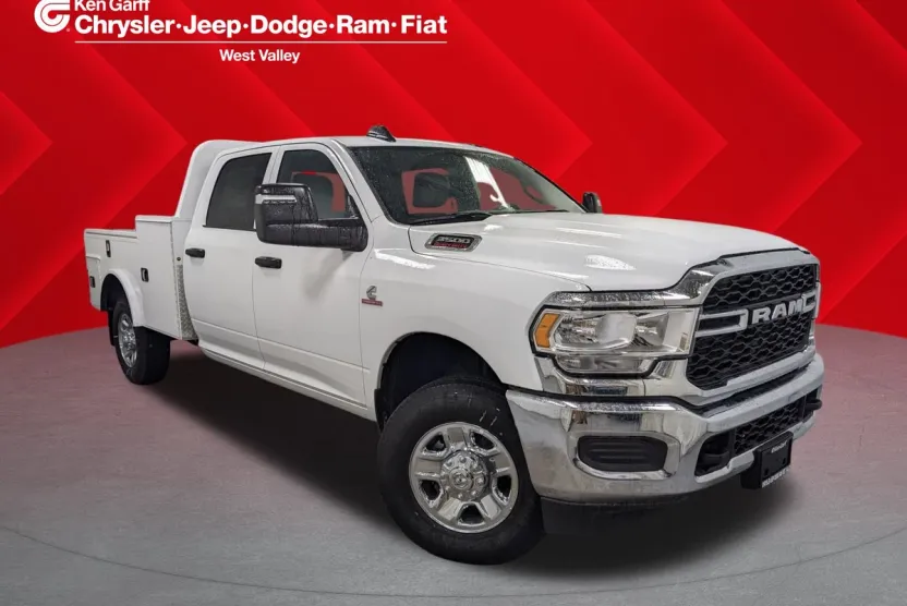 2024 Ram 3500 Tradesman photo 1