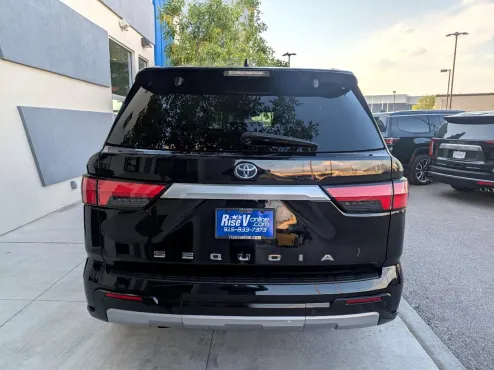 2023 Toyota Sequoia TRD Pro photo 4