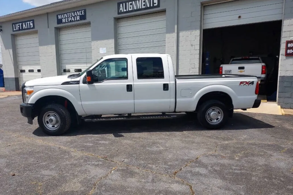 2015 Ford F-250 XL photo 1