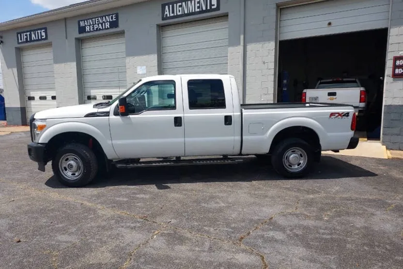 2015 Ford F-250 XL photo 1