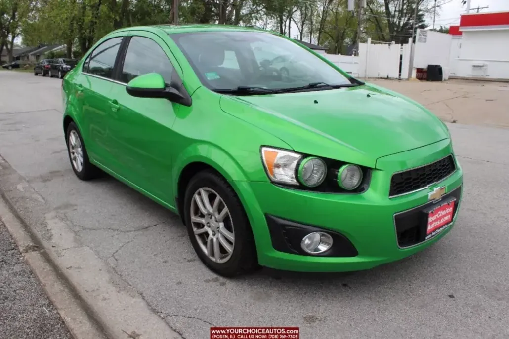 2015 Chevrolet Sonic LT photo 1