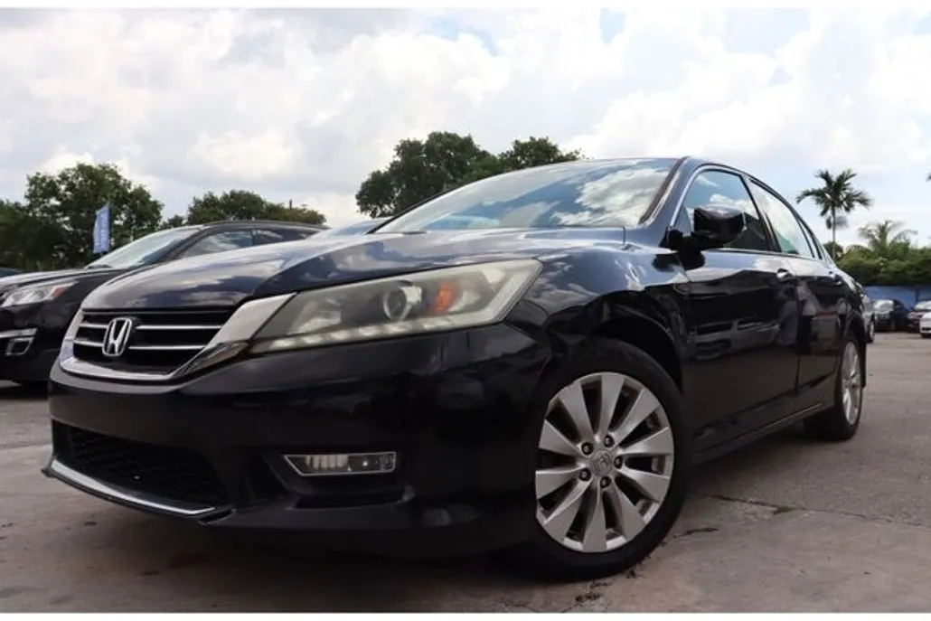 2013 Honda Accord EX-L V6 photo 1