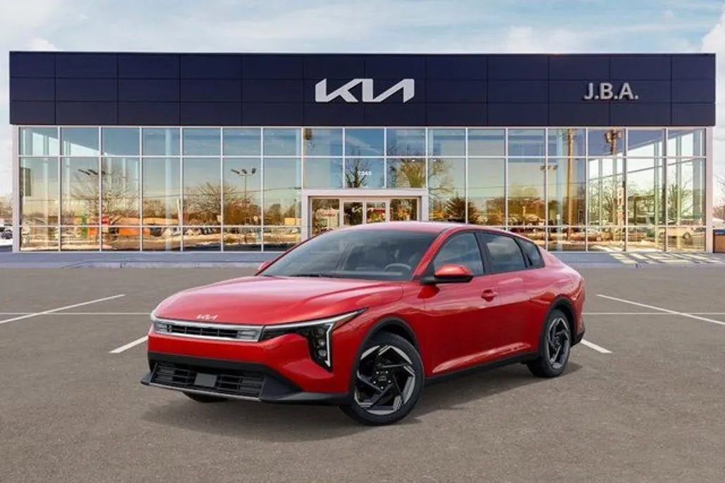 2025 Kia K4 EX photo 1