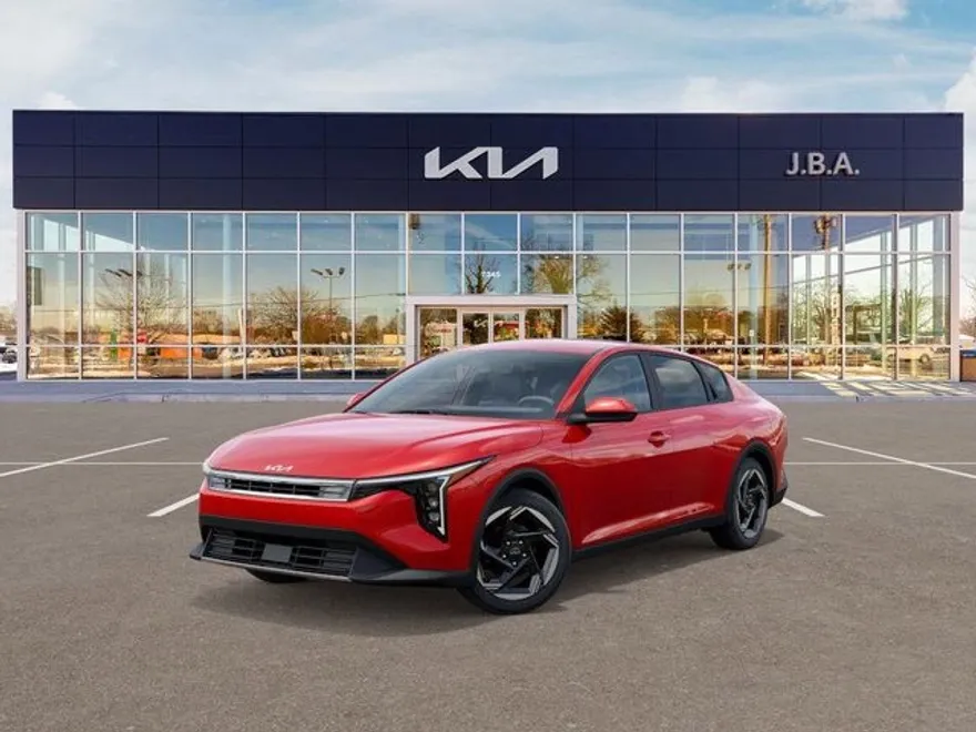 2025 Kia K4 EX photo 1