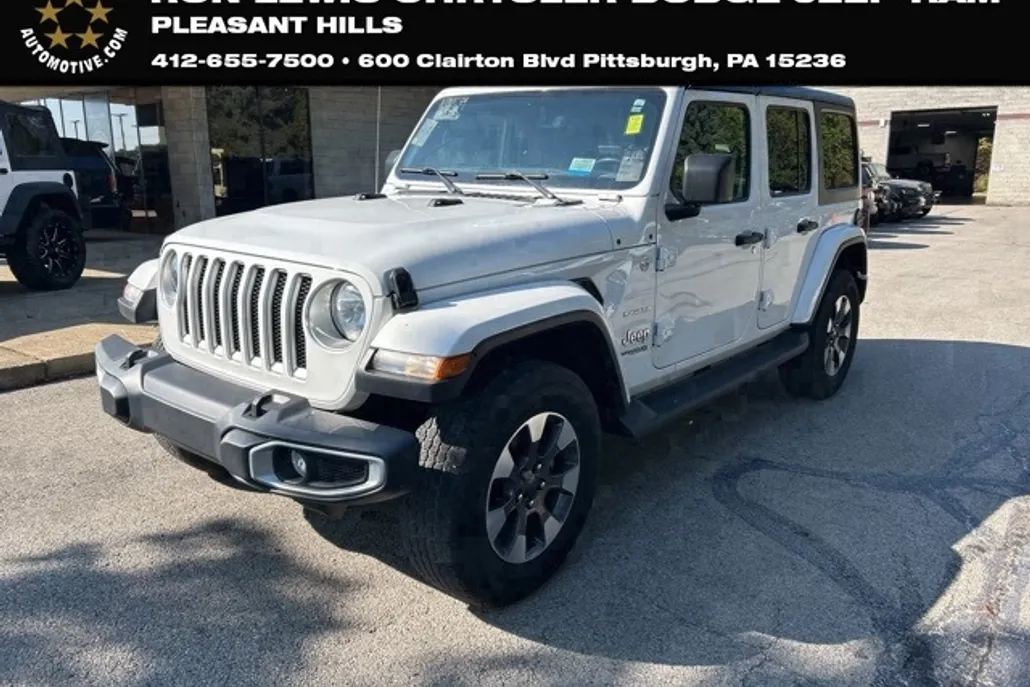 2022 Jeep Wrangler Unlimited Sahara photo 1