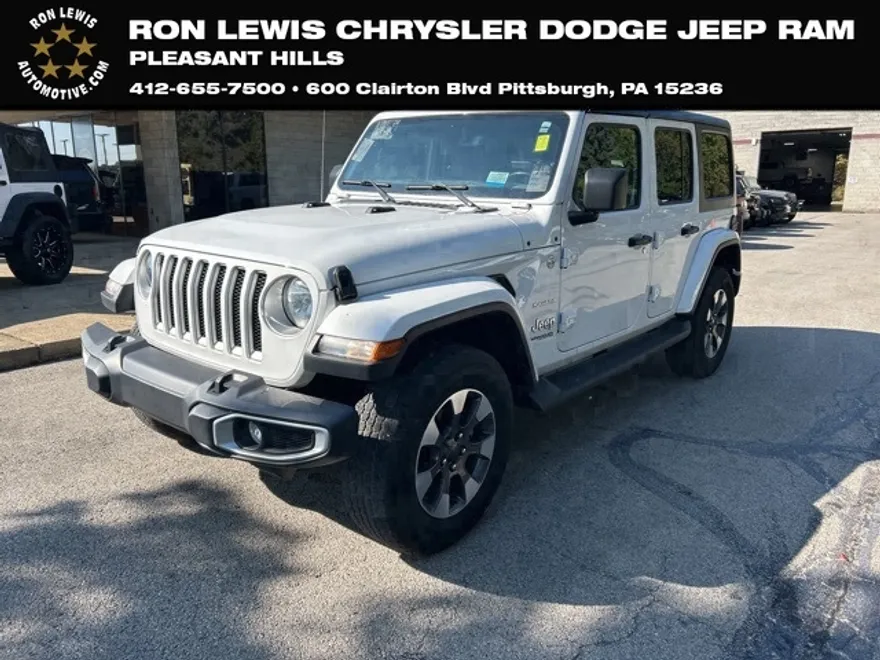 2022 Jeep Wrangler Unlimited Sahara photo 1