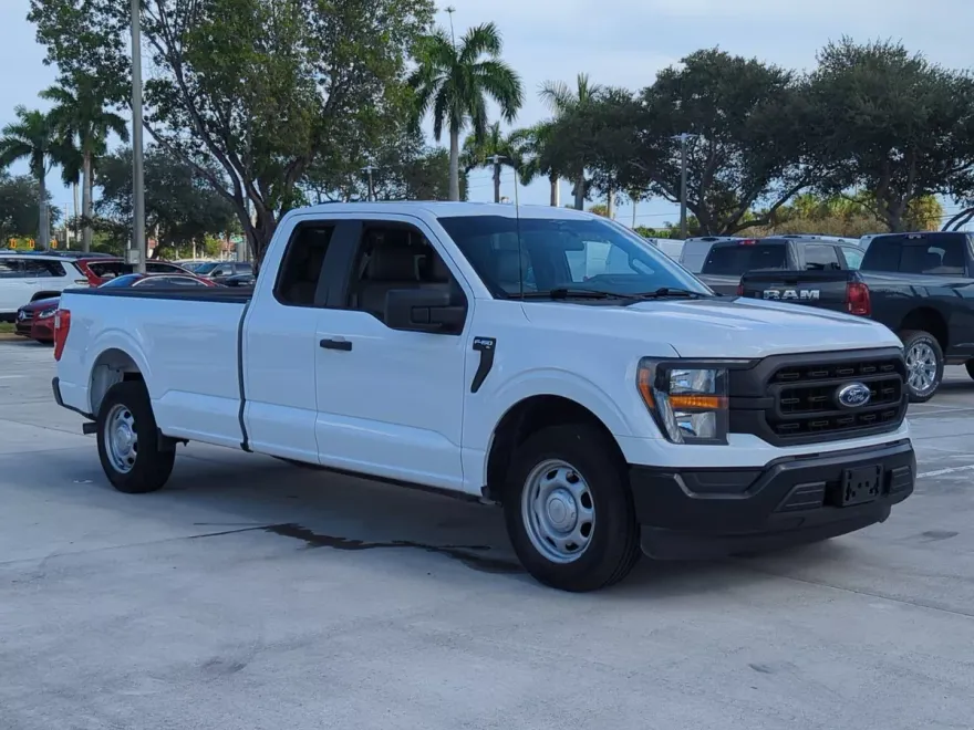2023 Ford F-150 XL photo 1