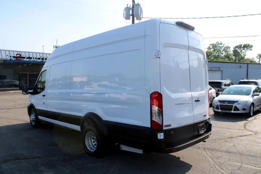 2022 Ford Transit Cargo Van photo 1