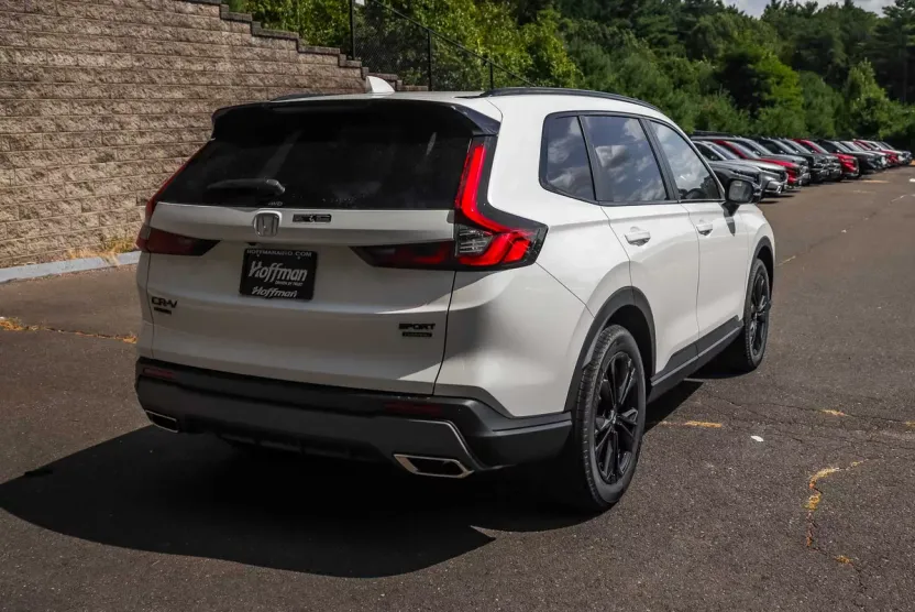 2026 Honda CR-V Hybrid Sport Touring photo 1