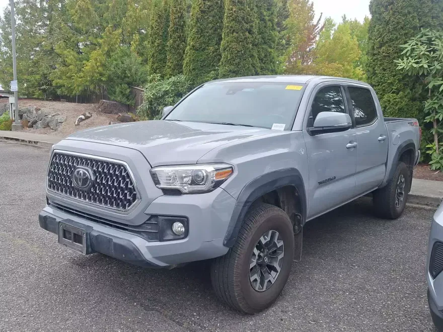 2019 Toyota Tacoma TRD V6 photo 1