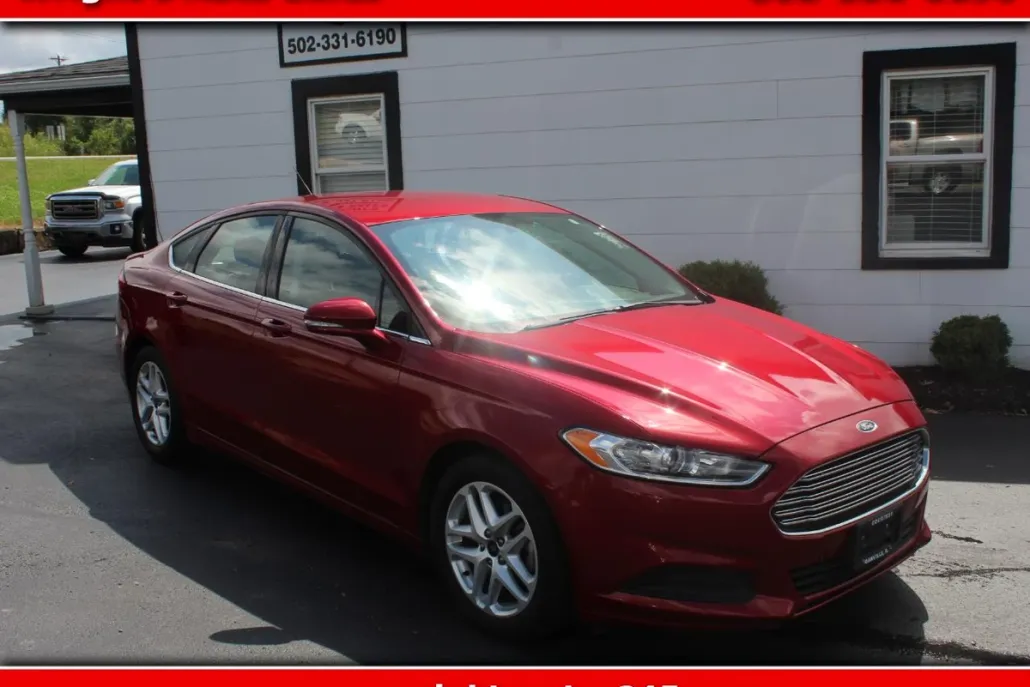 2015 Ford Fusion SE photo 1