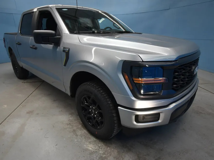 2025 Ford F-150 STX photo 1