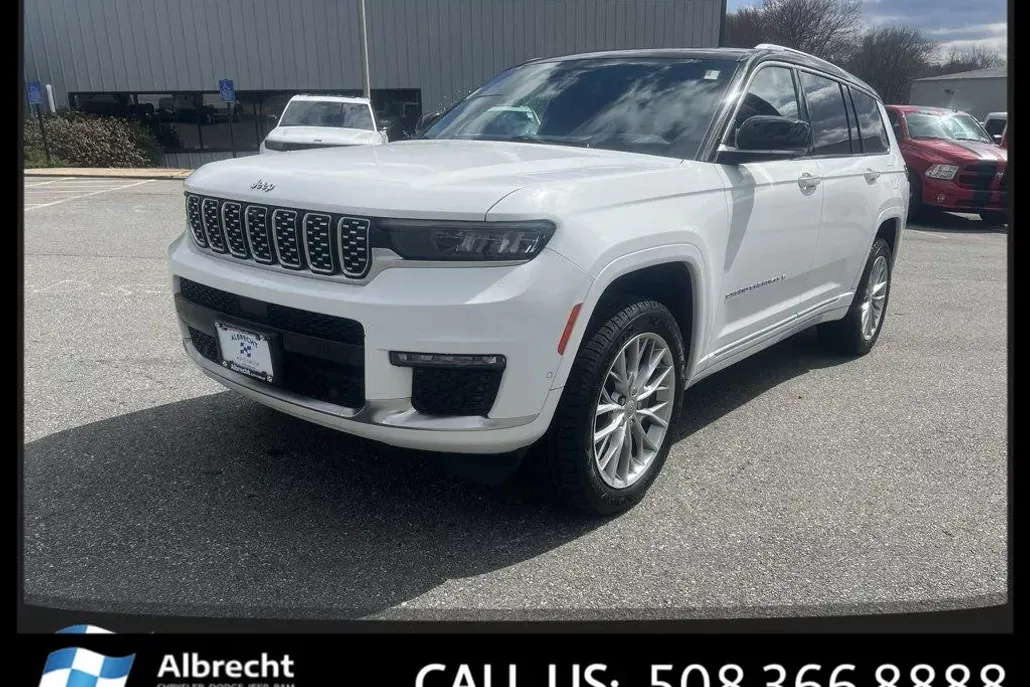 2023 Jeep Grand Cherokee L Summit photo 1