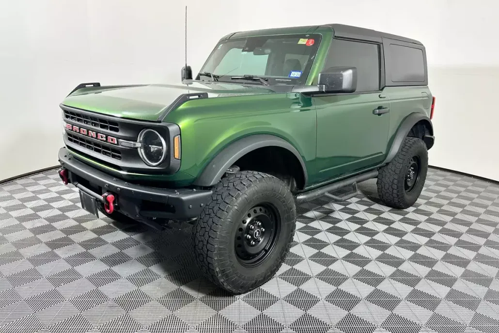 2022 Ford Bronco Black Diamond photo 1