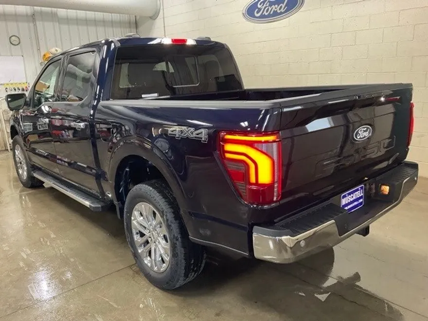 2025 Ford F-150 Lariat photo 1