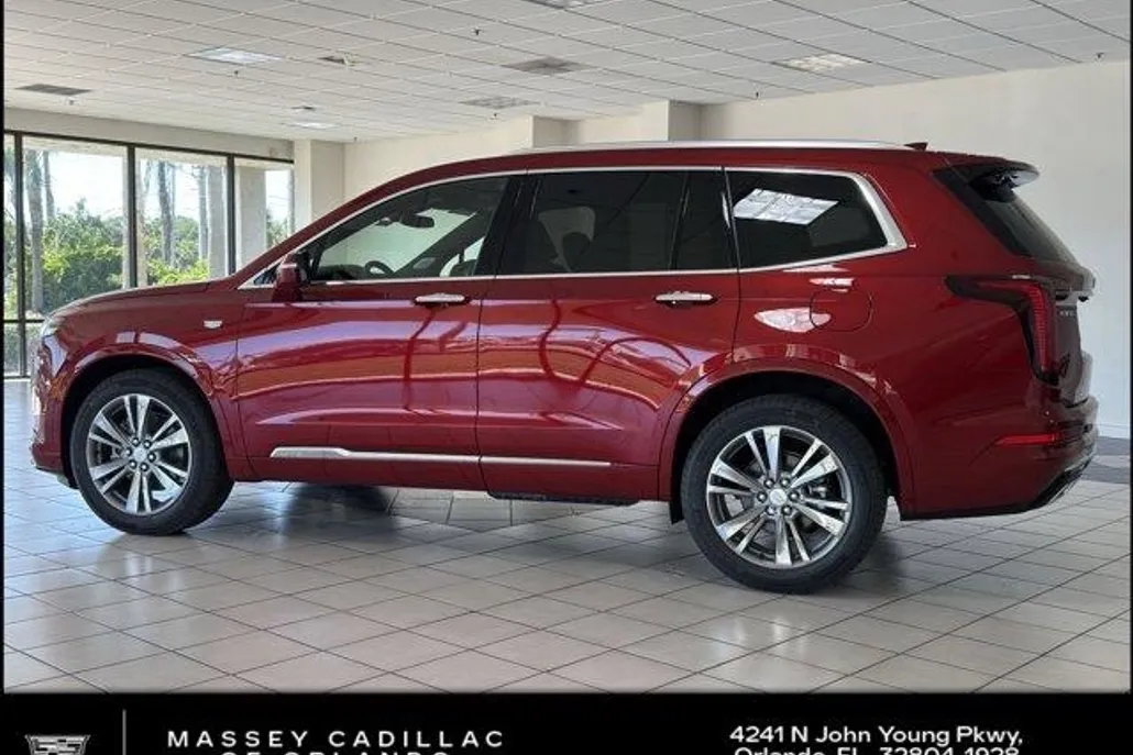2025 Cadillac XT6 Premium Luxury photo 1