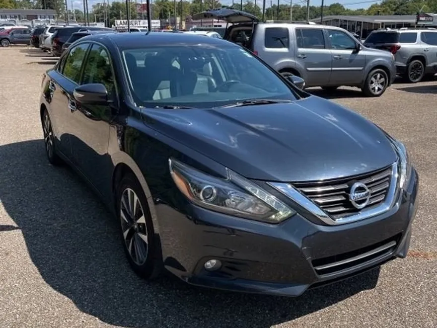 2016 Nissan Altima 2.5 SL photo 1