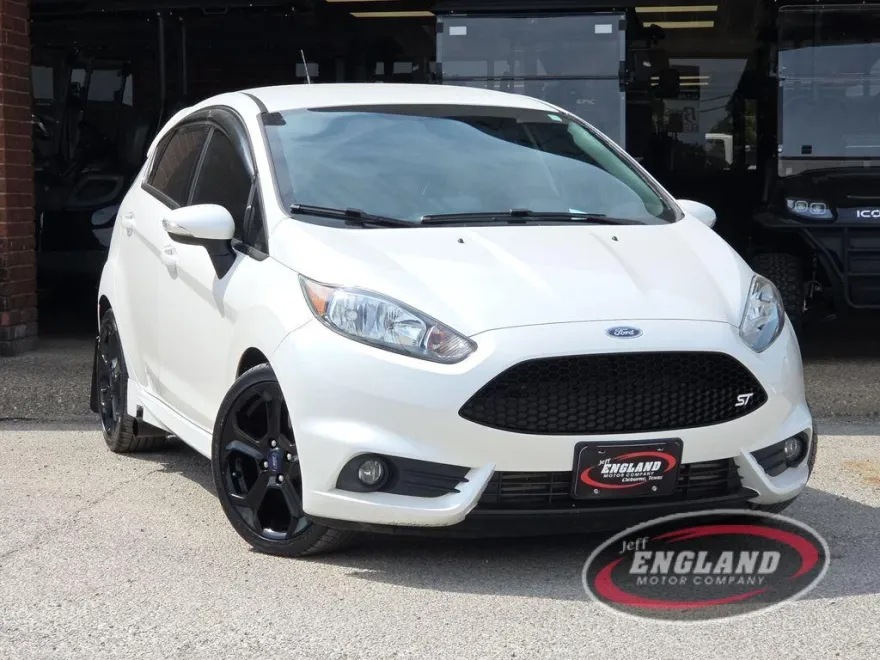 2019 Ford Fiesta ST photo 1