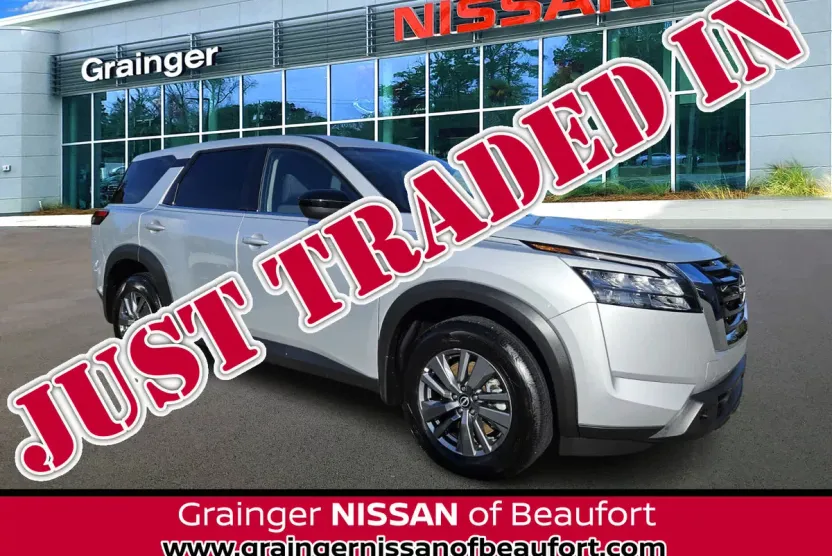 2025 Nissan Pathfinder S photo 1